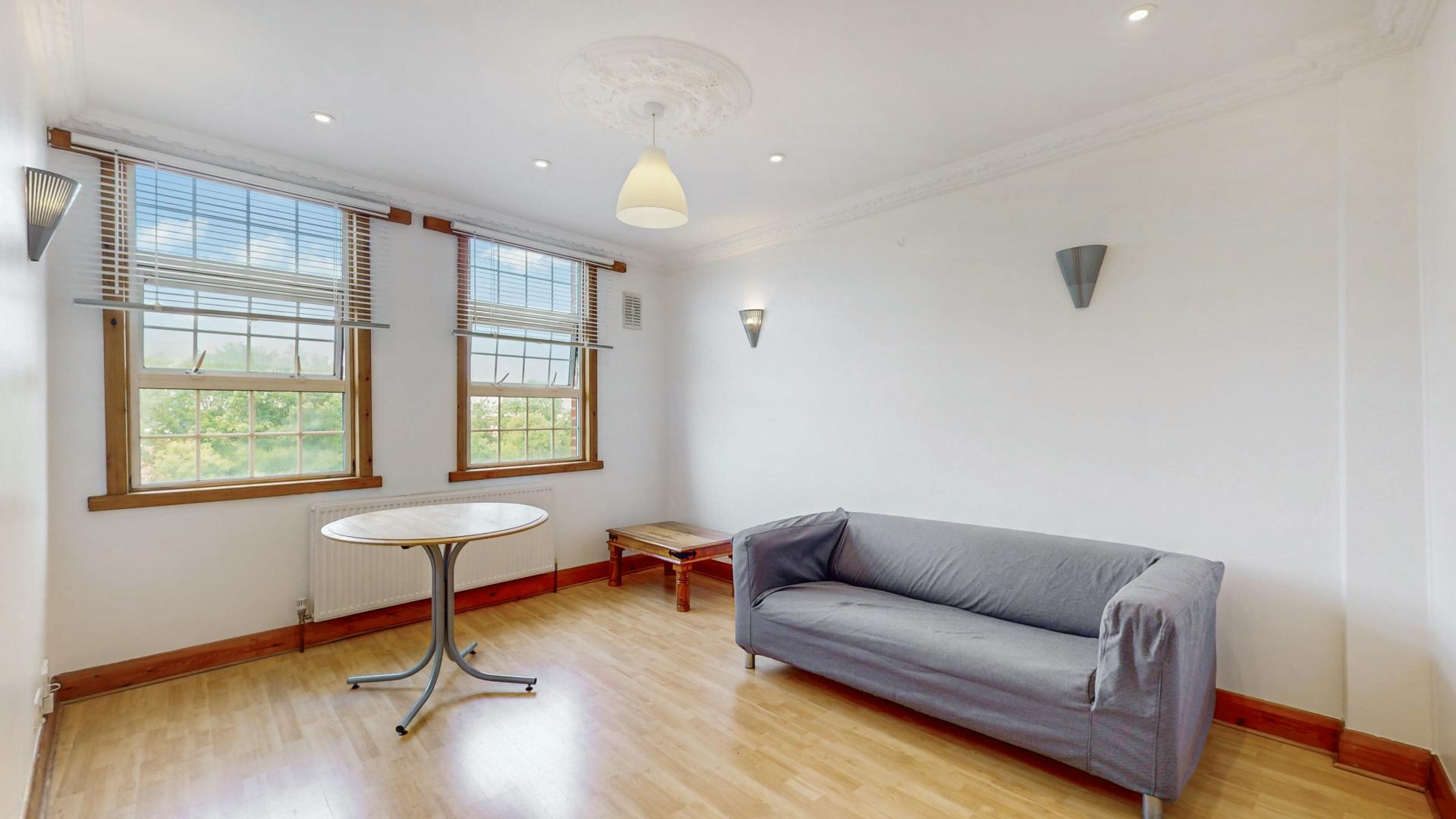 			2 Bedroom, 1 bath, 1 reception Flat			 Burnley Road, DOLLIS HILL